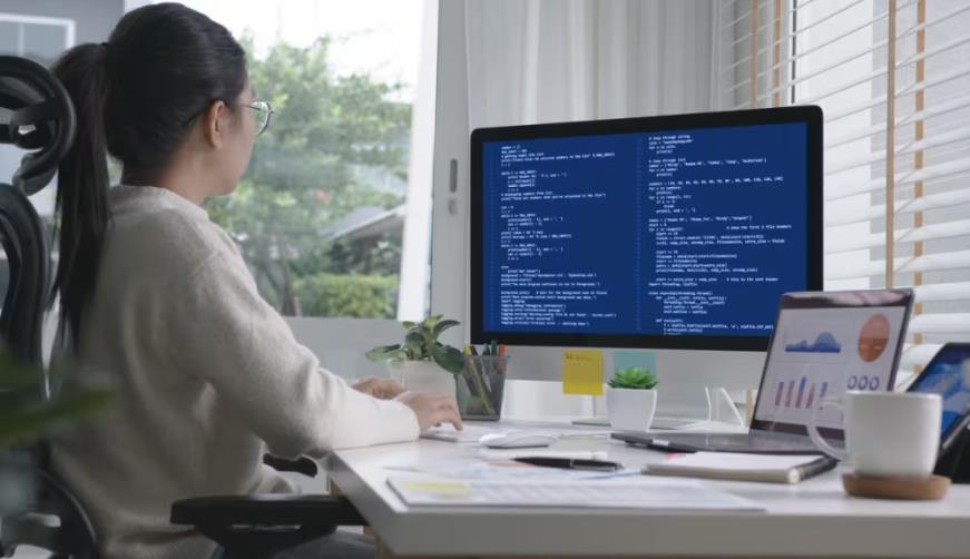 芝罘区企业数字化解决方案:机器学习赋能商业模式升级的核心路径